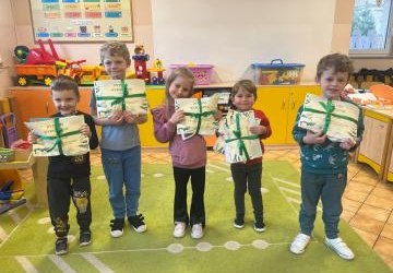 ❄️✨ 𝓚𝓸𝓷𝓴𝓾𝓻𝓼 „𝓩𝓲𝓶𝓪 𝔀 𝓡𝓭𝔃𝓪𝔀𝓬𝓮 – 𝓸𝓬𝔃𝓪𝓶𝓲 𝓭𝔃𝓲𝓮𝓬𝓴𝓪” 𝓻𝓸𝔃𝓼𝓽𝓻𝔃𝔂𝓰𝓷𝓲𝓮̨𝓽𝔂! ✨❄️