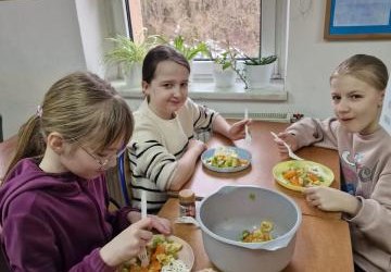 𝓩𝓪𝓳𝓮̨𝓬𝓲𝓪 𝓴𝓻𝓮𝓪𝓽𝔂𝔀𝓷𝓮